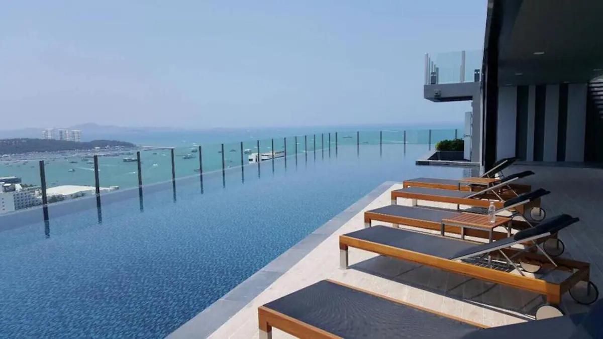 อพาร์ทเม้น Downtown Lux Fun Rooftop Pool #tb10112 Pattaya
