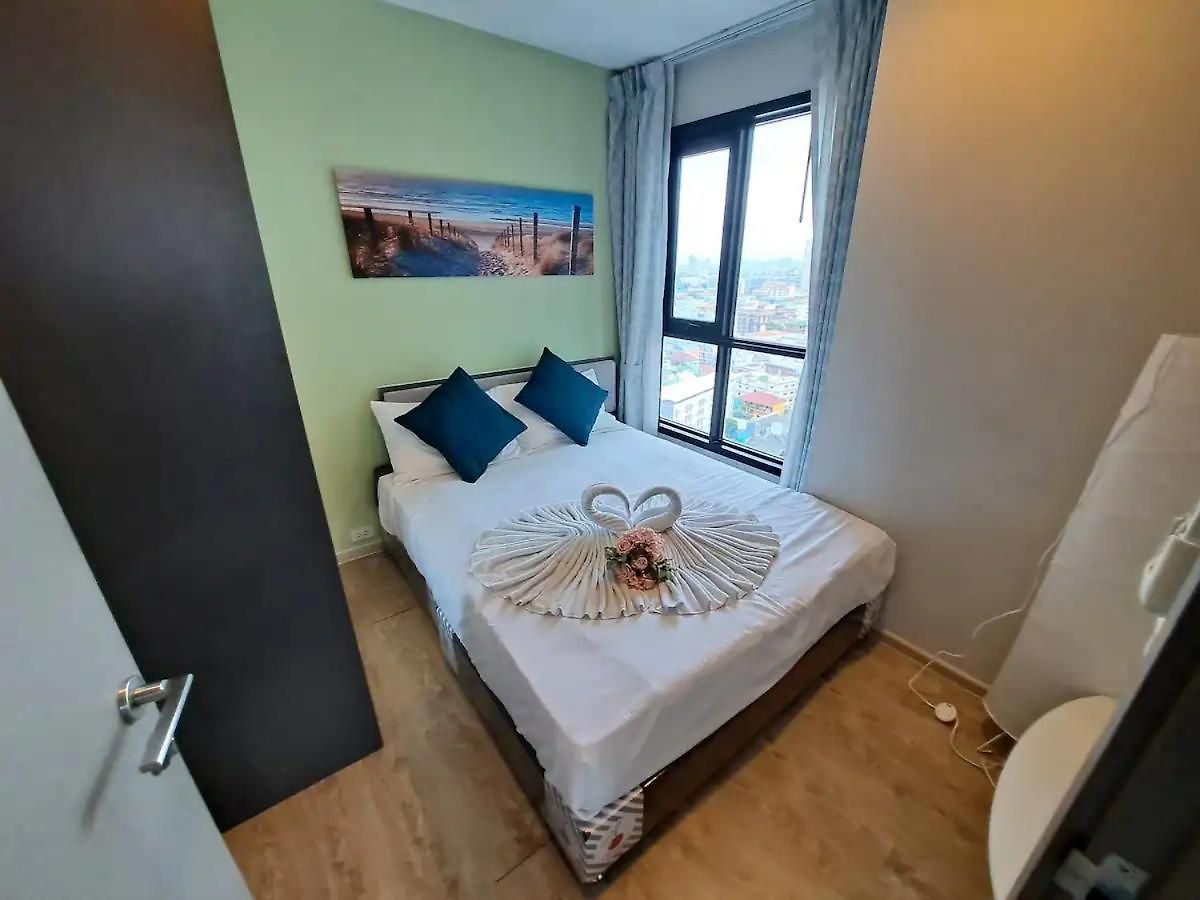 อพาร์ทเม้น Downtown 2bdrm 2bath Sea View Base #tbb946
