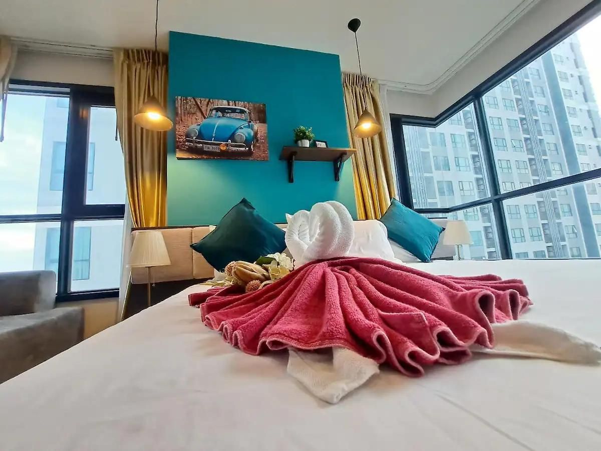 Downtown 2bdrm 2bath Sea View Base #tbb946 Pattaya