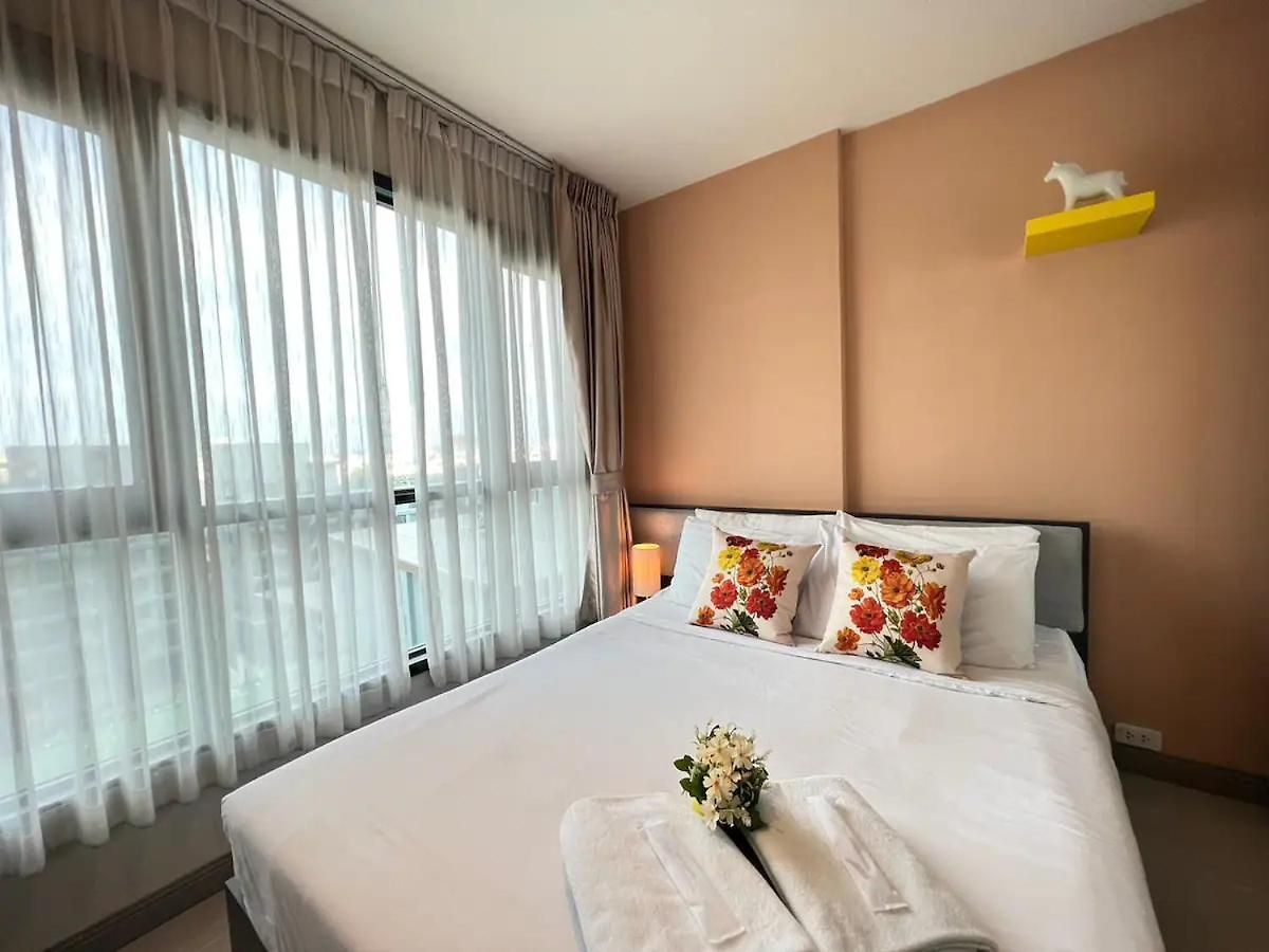 อพาร์ทเม้น Downtown Lux Fun Rooftop Pool #tb7318 Pattaya