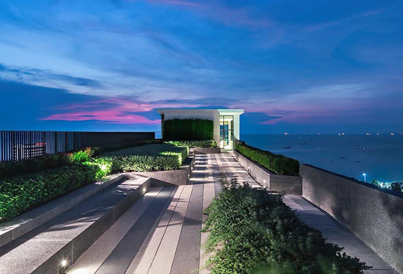 Great Location With Infinity Pool - Apartment *