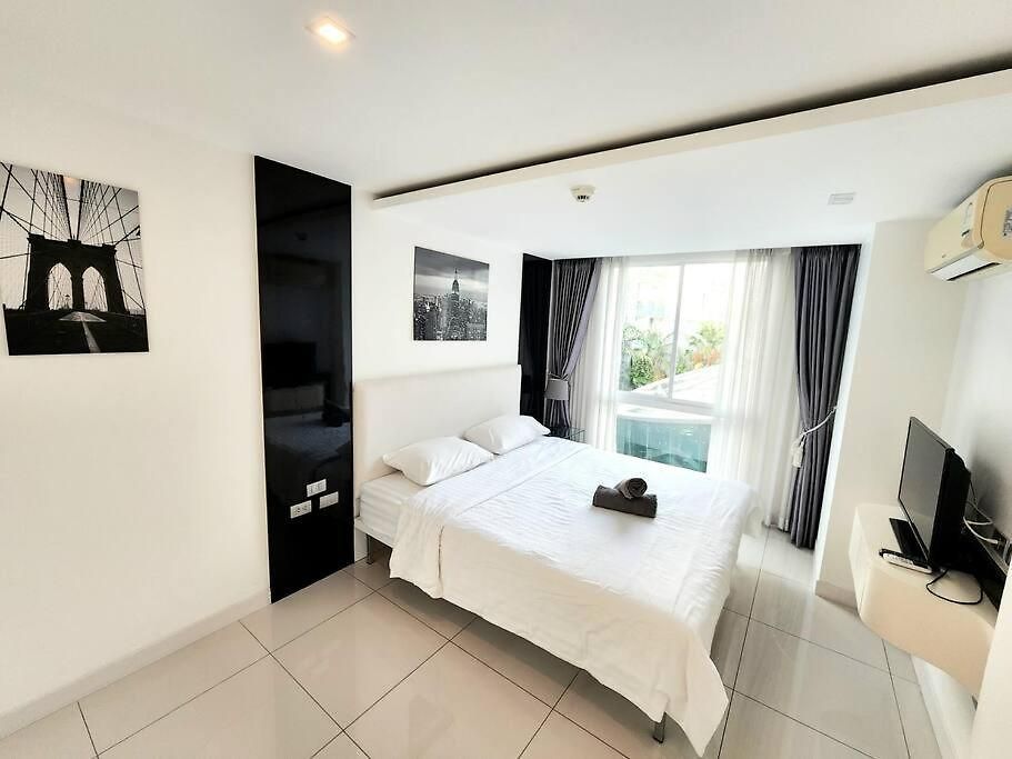 อพาร์ทเม้น Center With Two Bedroom & Two Bathroom Pattaya