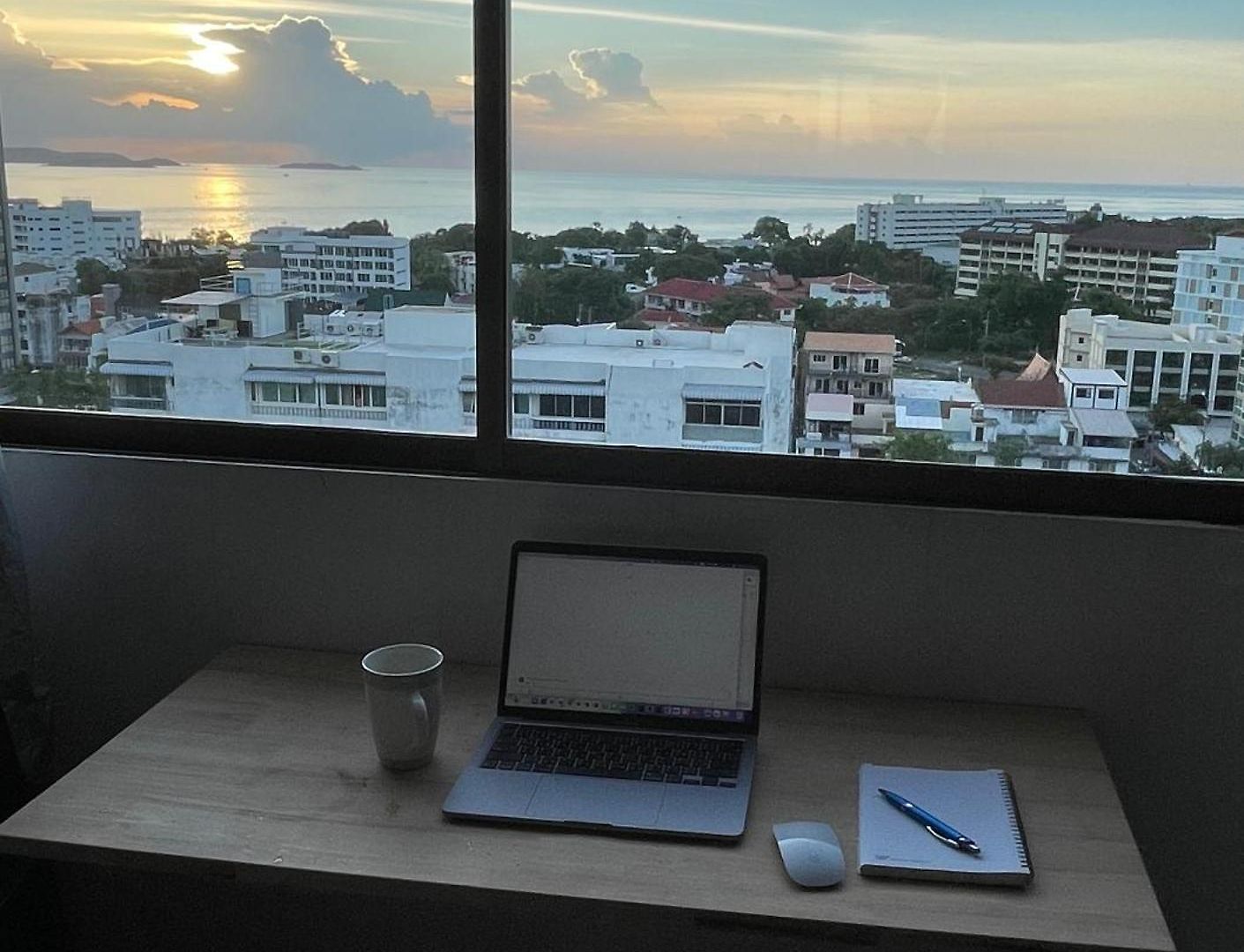 Furnished Studio Near Pattaya Beach - Your Home Away From Home Apartment