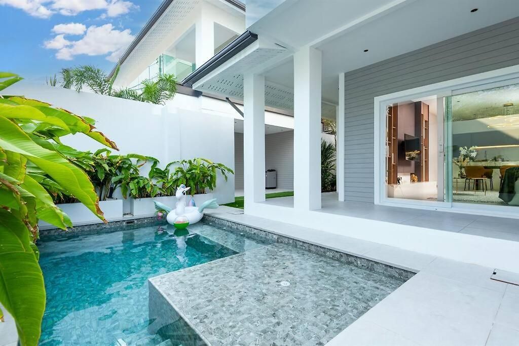New 2024 - 5br Pool With Private Ktv Villa Pattaya
