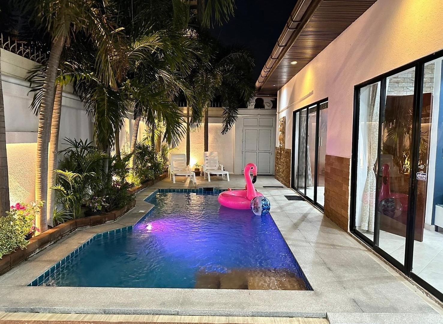 Mm Pool Pattaya