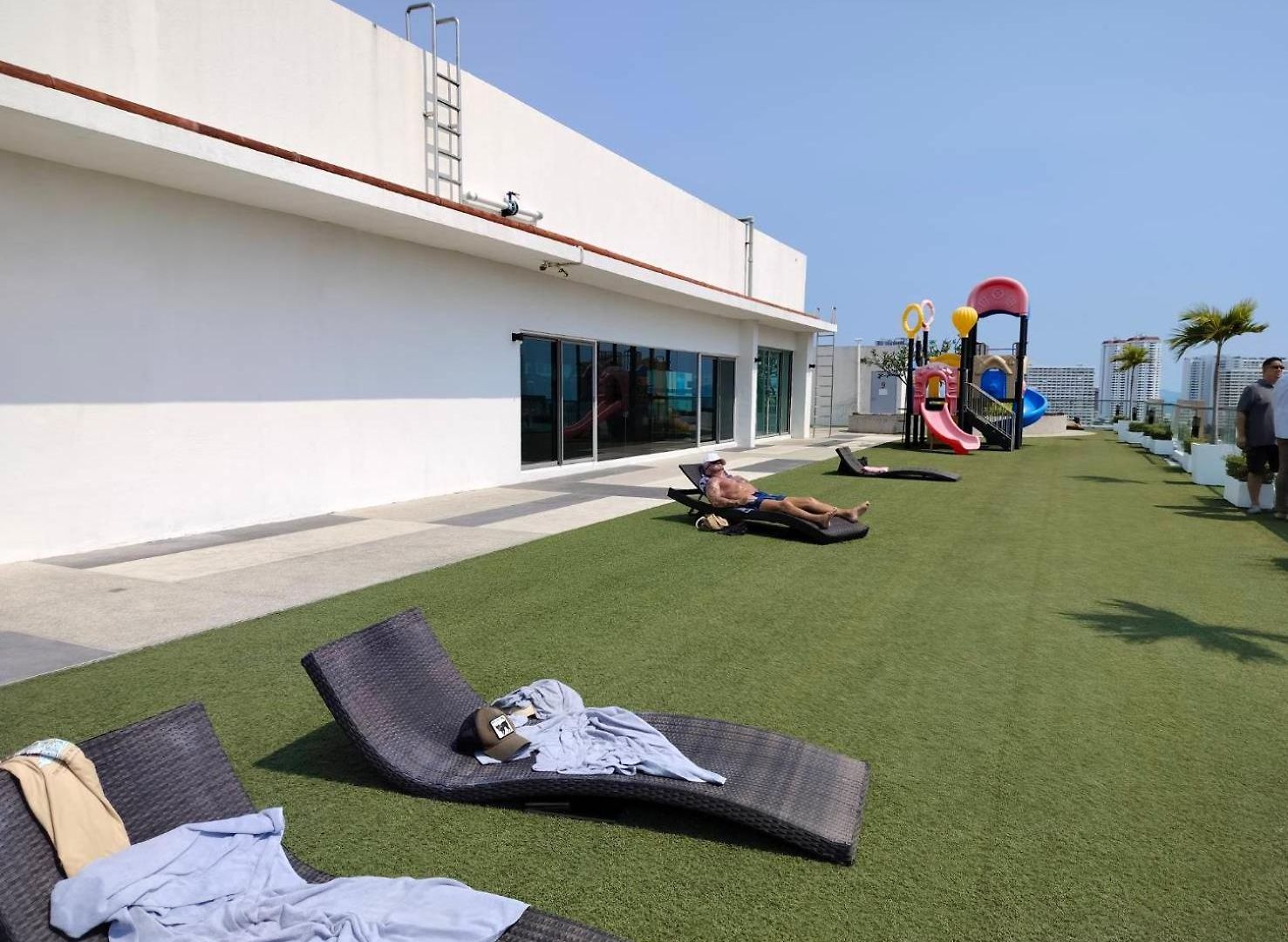 Good !! Water Park Apartment Pattaya
