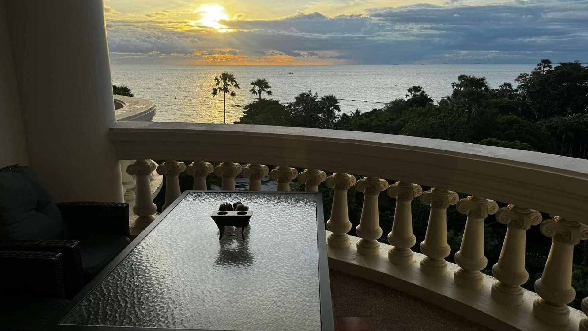 Sky Sea View * Pattaya