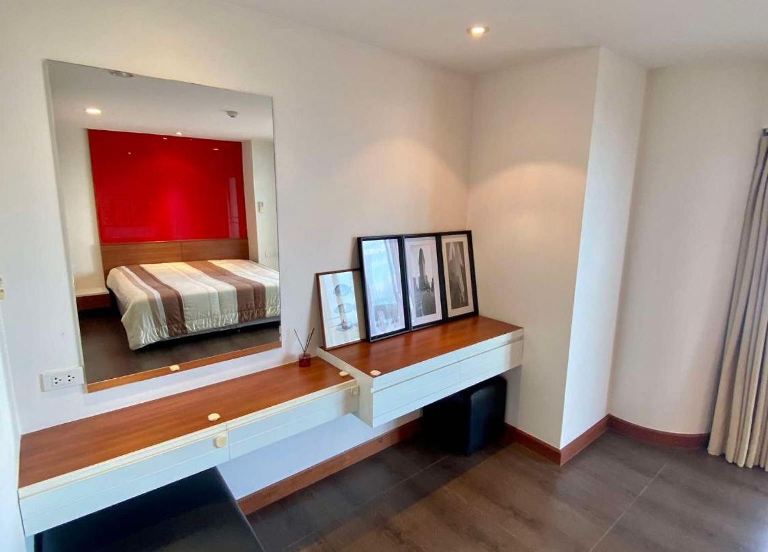 Sky Sea View Apartment Pattaya