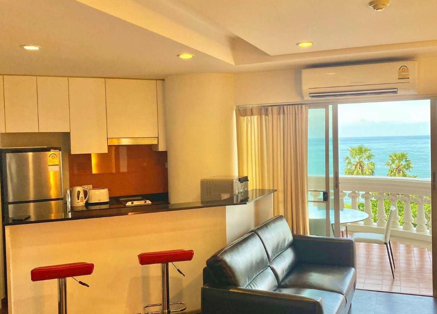 Sky Sea View Apartment Pattaya