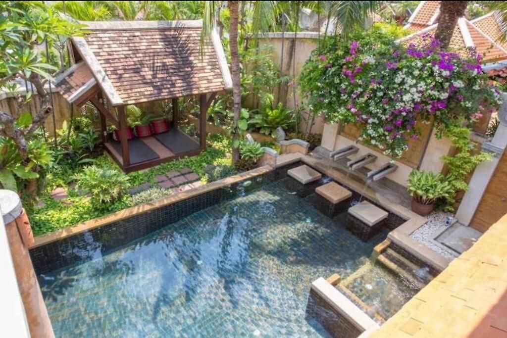 Luxury 5br Pool Pattaya-family & Friends Fun Escape-bbq, Pool Table Pattaya