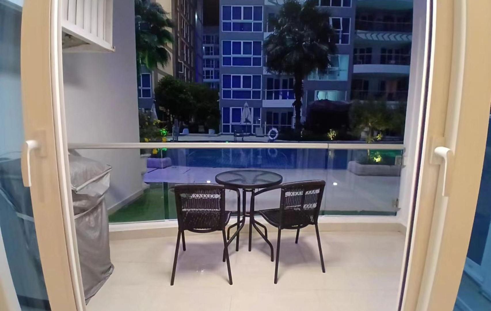 อพาร์ทเม้น Grand Avenue By Bormon Pattaya