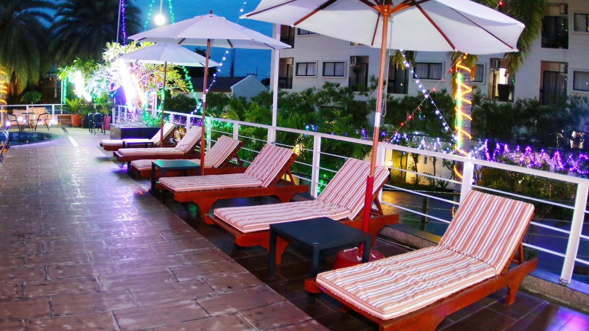 Arthitaya Nature & Lakkhana Poolside Hotel 5*