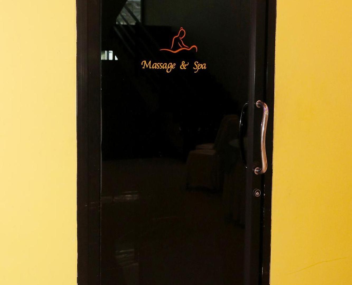 Hotel Arthitaya Nature & Lakkhana Poolside 5*