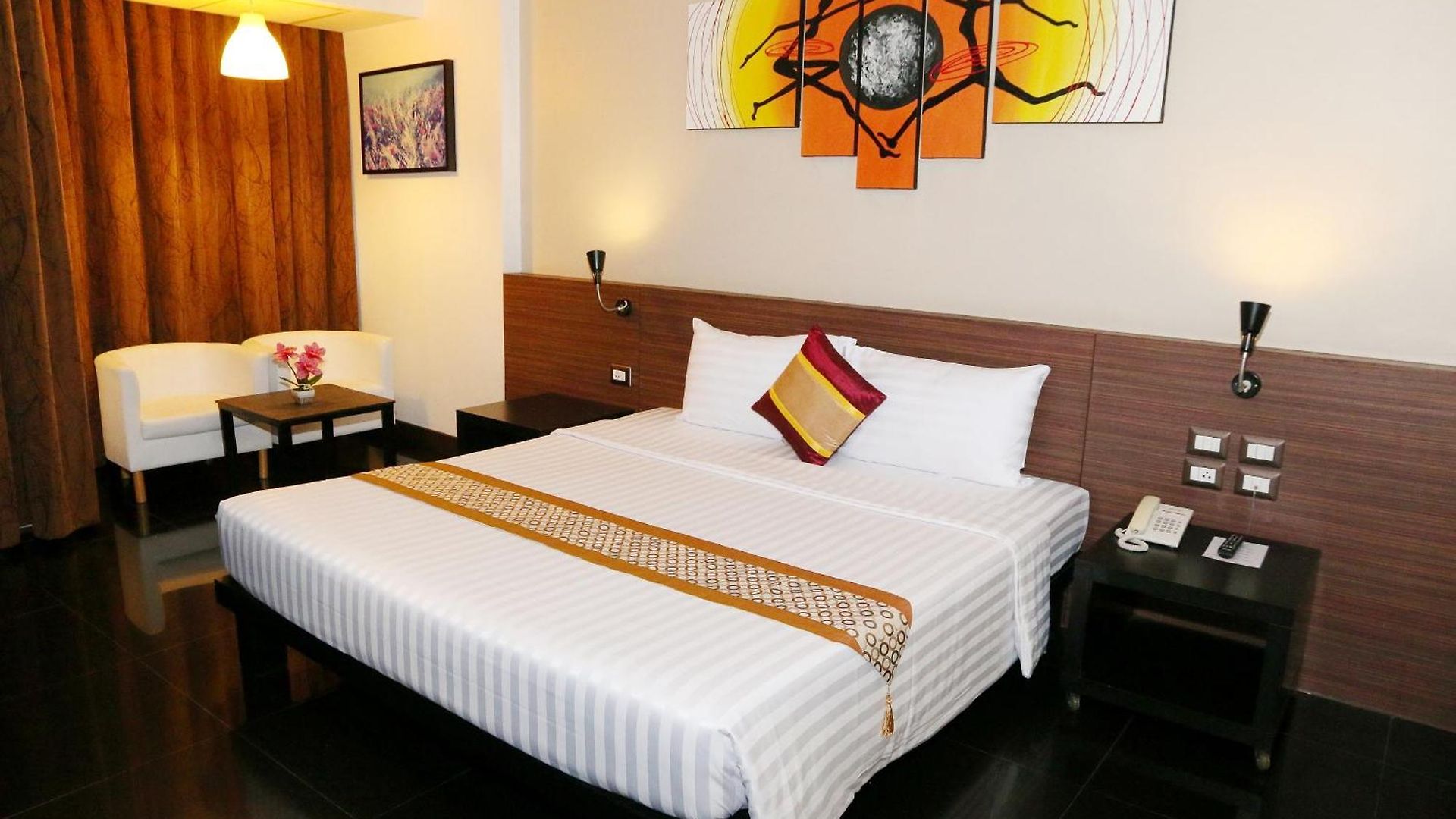 Arthitaya Nature & Lakkhana Poolside Pattaya