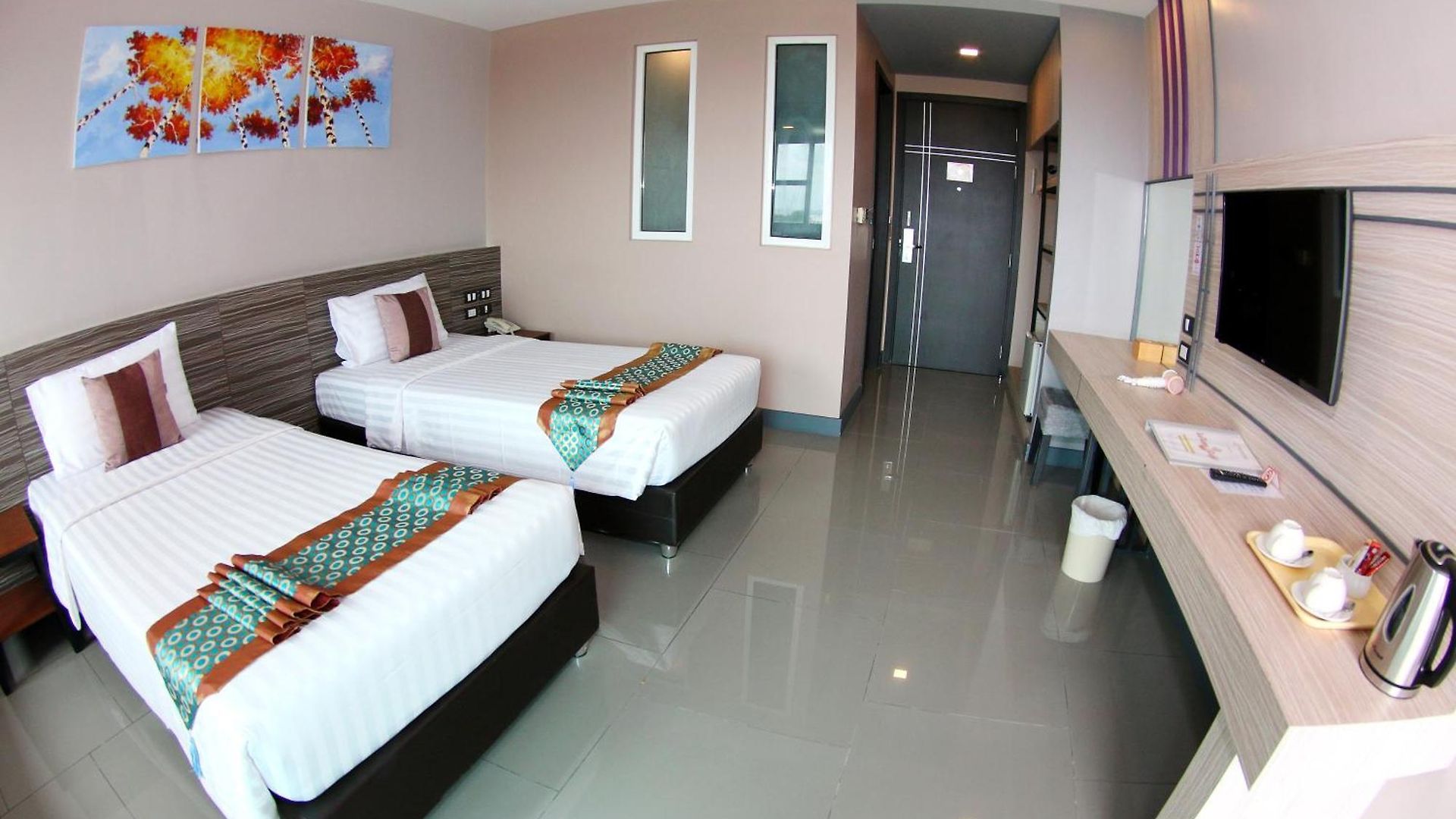 Hotel Arthitaya Nature & Lakkhana Poolside Pattaya