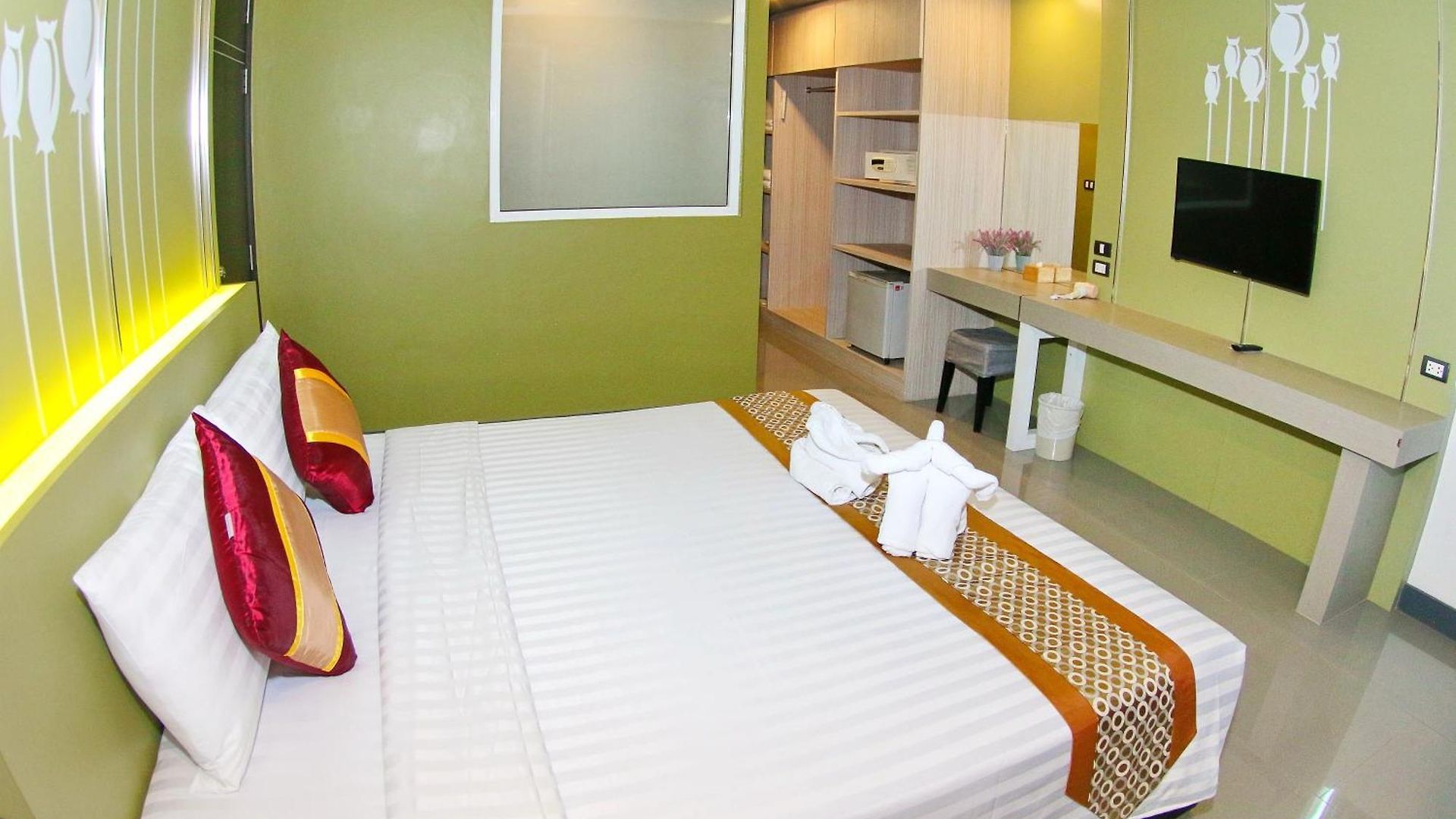 Hotel Arthitaya Nature & Lakkhana Poolside