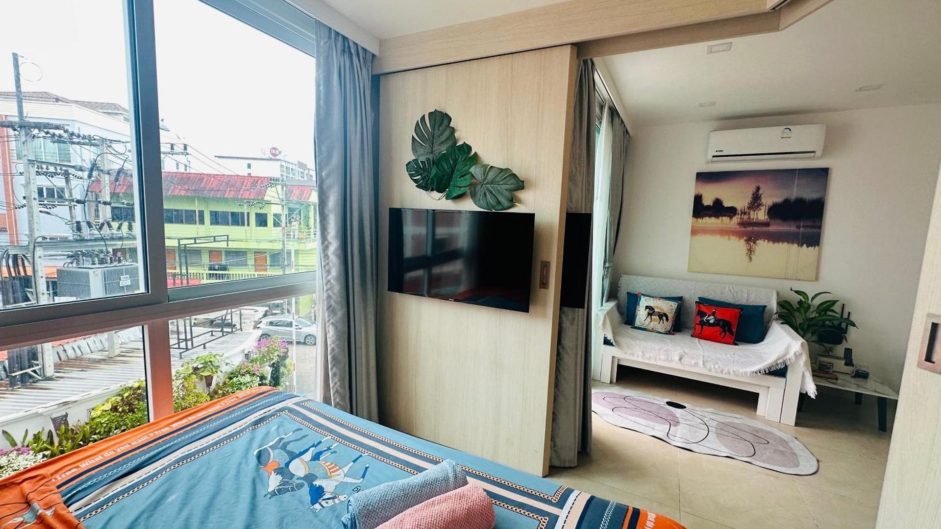 Center Luxurious Garden 2 Apartment