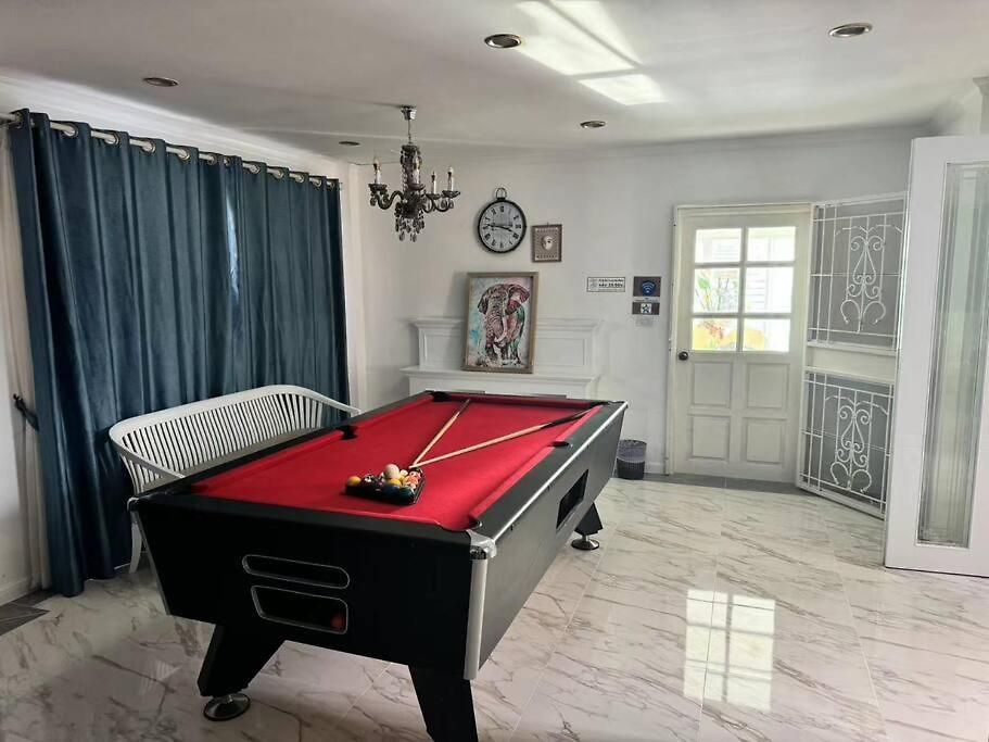 วิลล่า 芭提雅南路4卧4卫 Blue Star Pool 近步行街和夜市 *