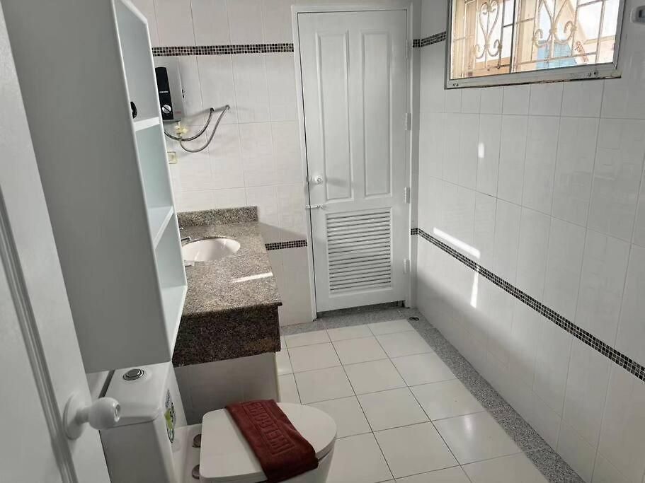 芭提雅南路4卧4卫 Blue Star Pool 近步行街和夜市 วิลล่า