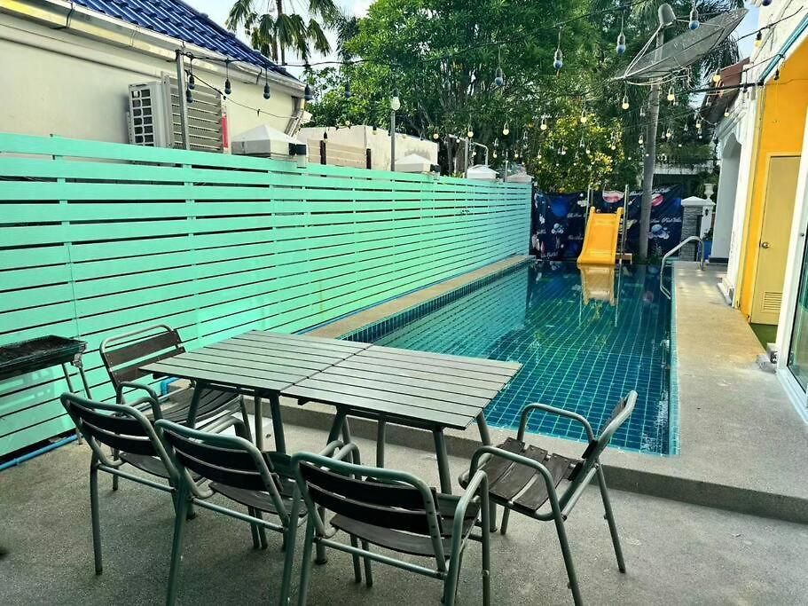 芭提雅南路4卧4卫 Blue Star Pool 近步行街和夜市 วิลล่า Pattaya