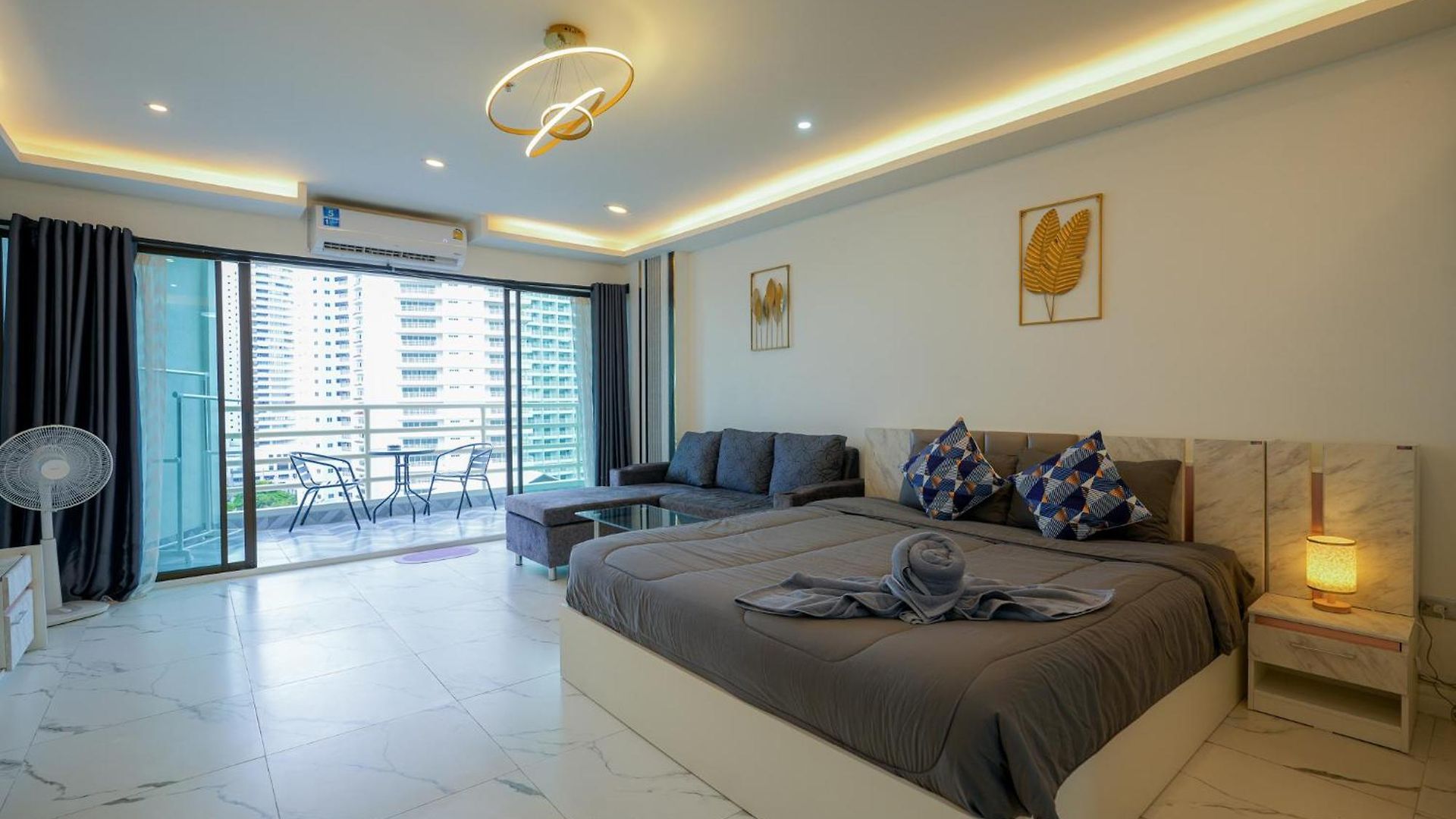 Jomtien Seaview At View Talay 5 ,big Pool
