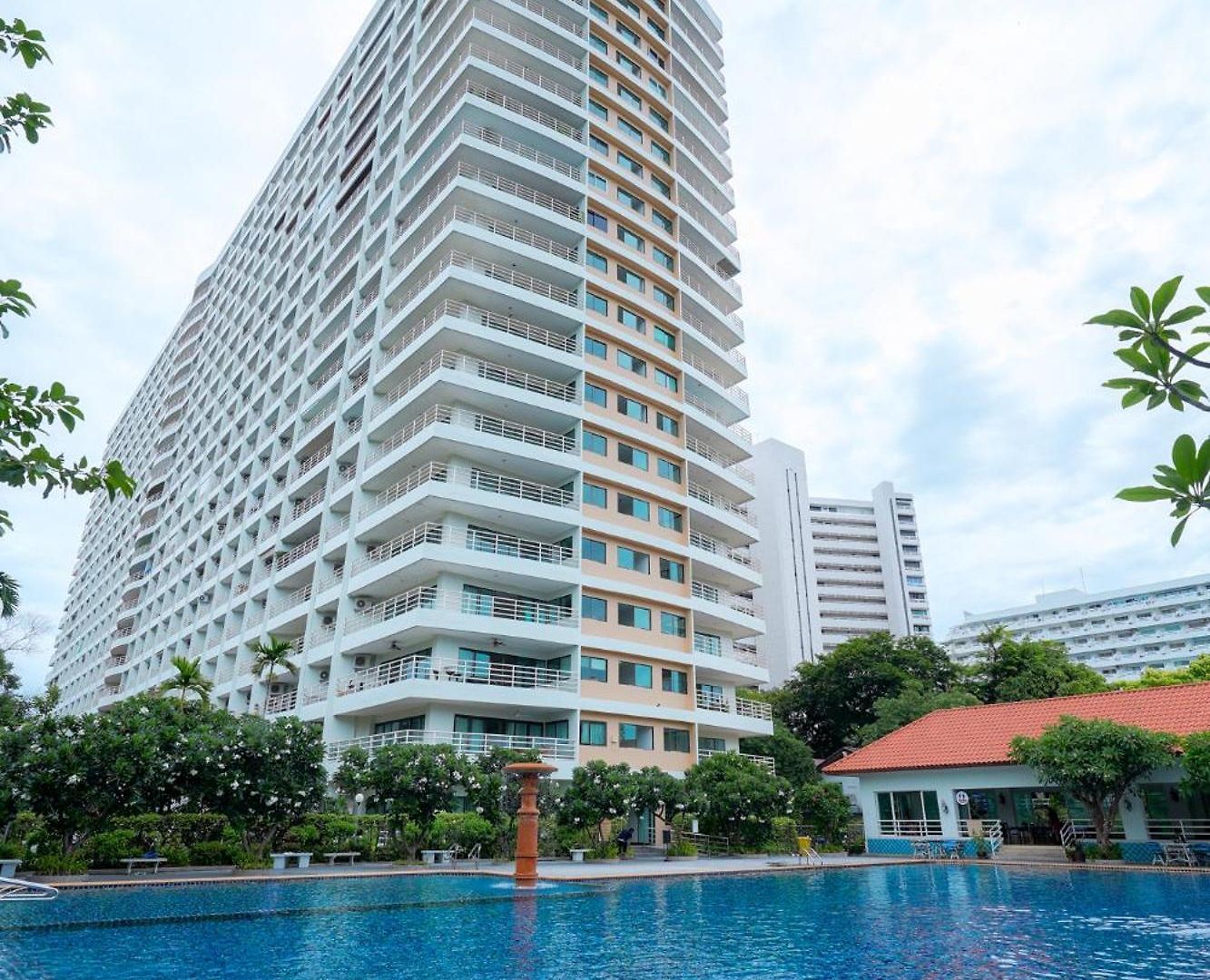 อพาร์ทเม้น Jomtien Seaview At View Talay 5 ,big Pool