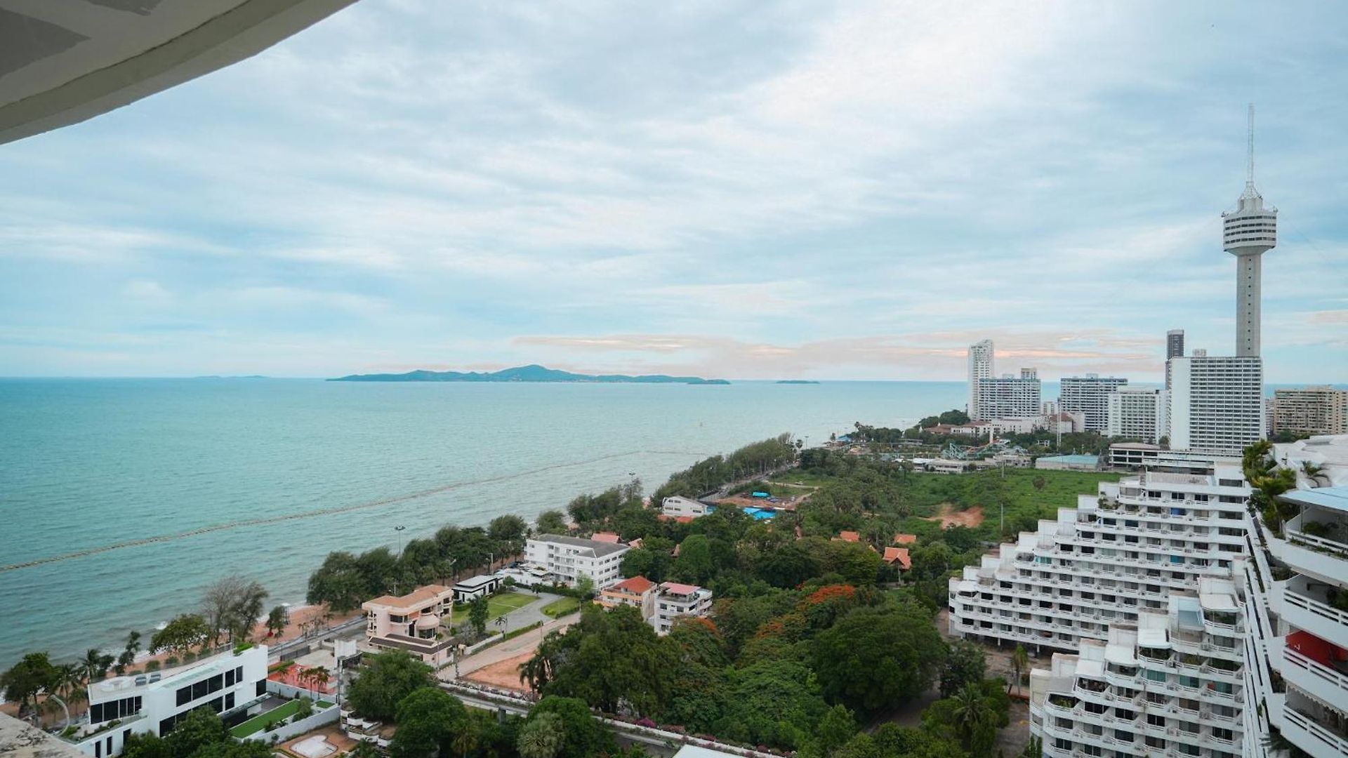 Jomtien Seaview At View Talay 5 ,big Pool * Pattaya