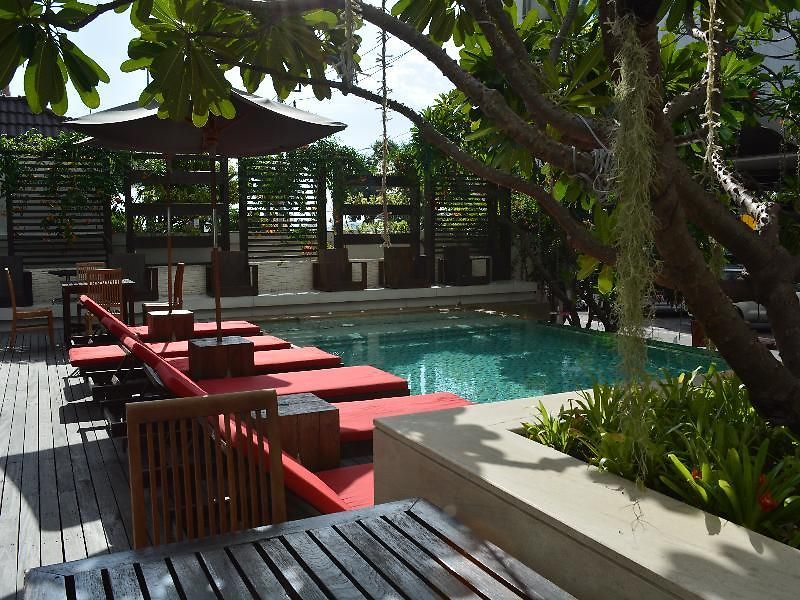 โรงแรม A-one 4*