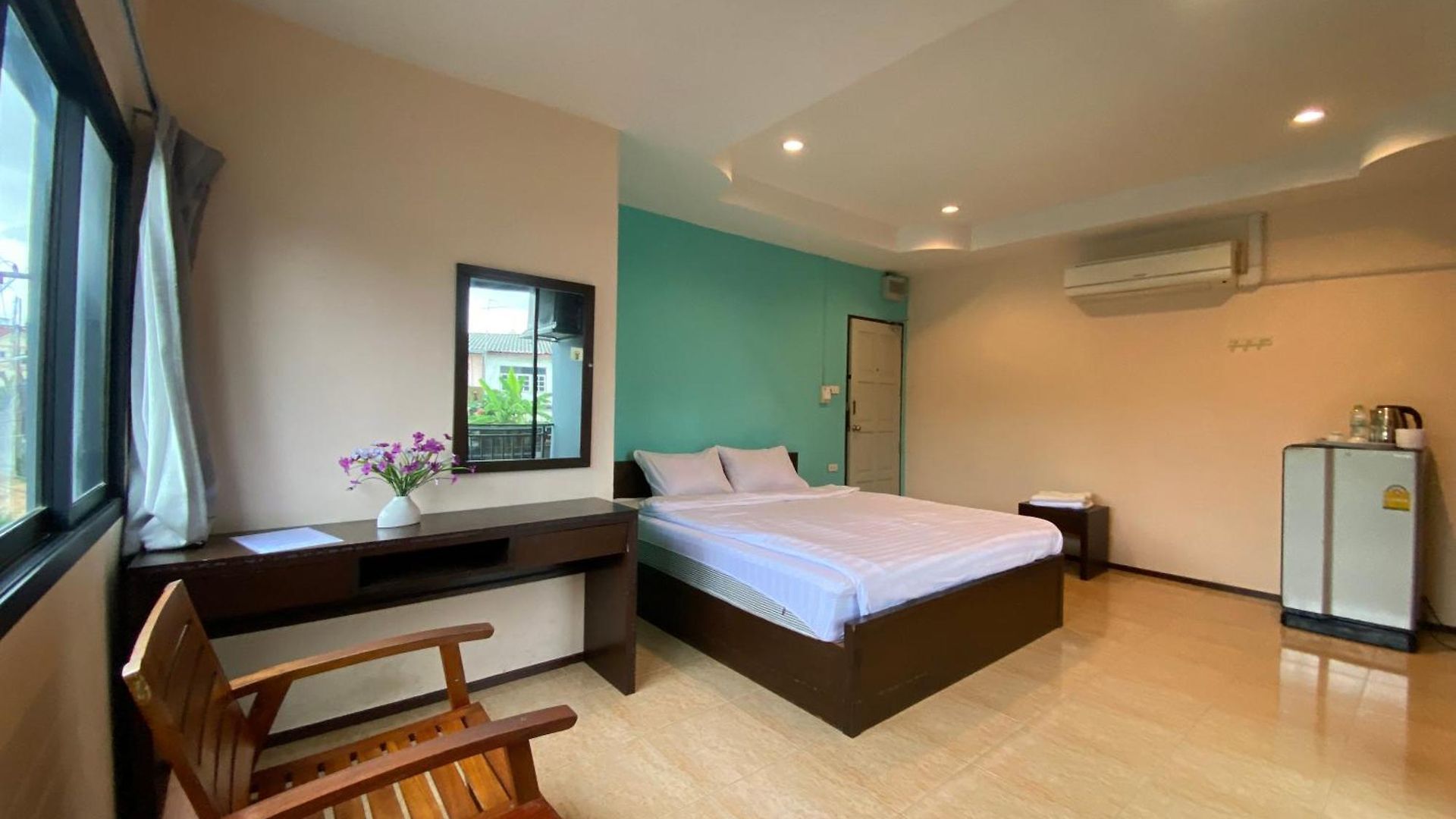 X5 * Pattaya