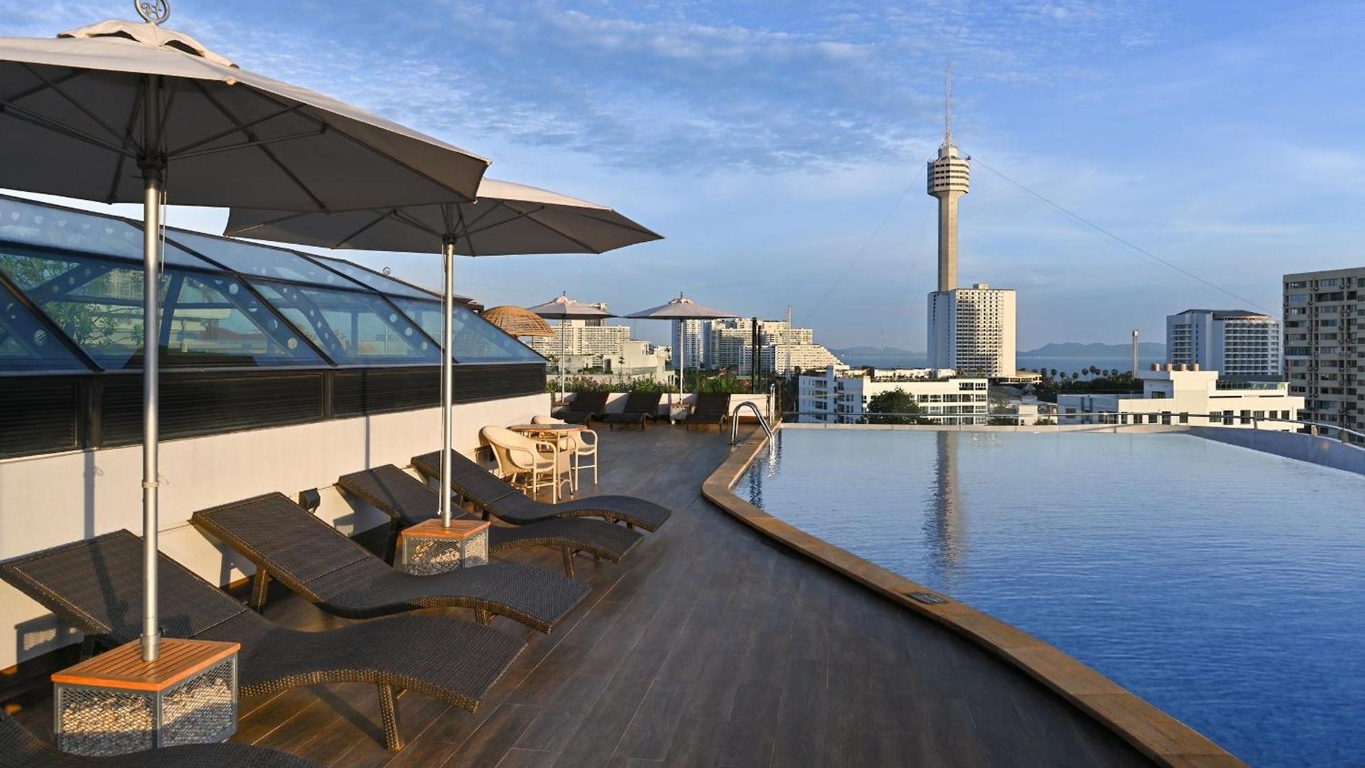 Sirin Exclusive And โรงแรม 4*