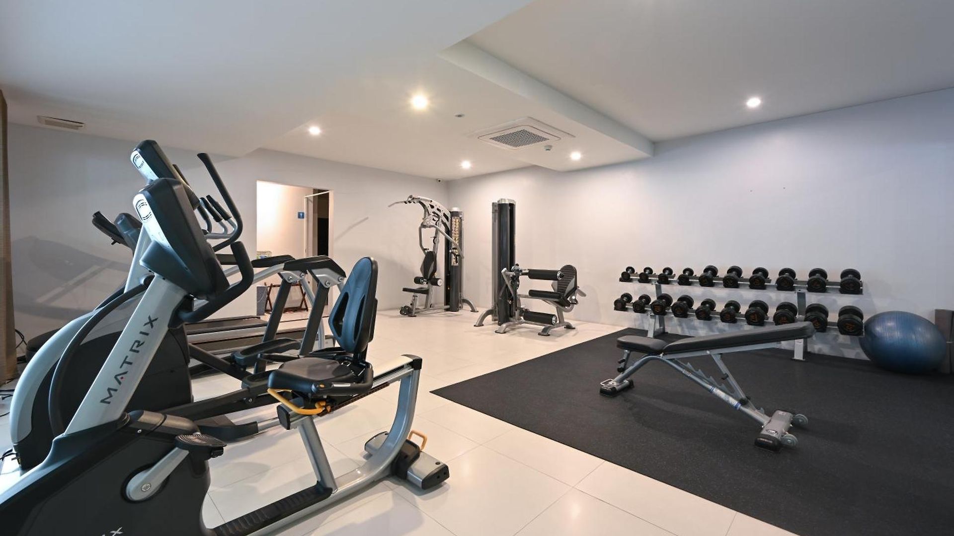 โรงแรม Sirin Exclusive And 4*