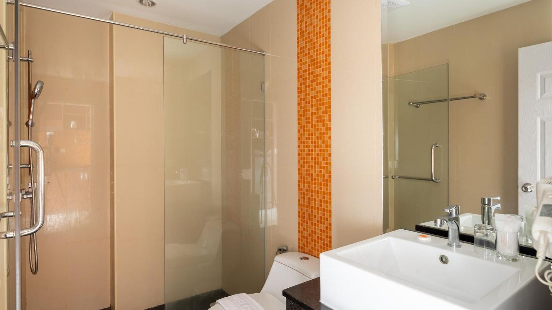 New Nordic Marcus 2 By Apartwell * Pattaya