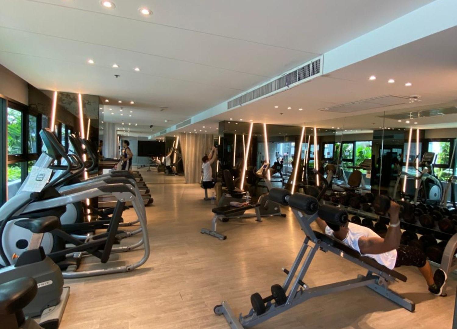 The Base In อพาร์ตโฮเทล Pattaya