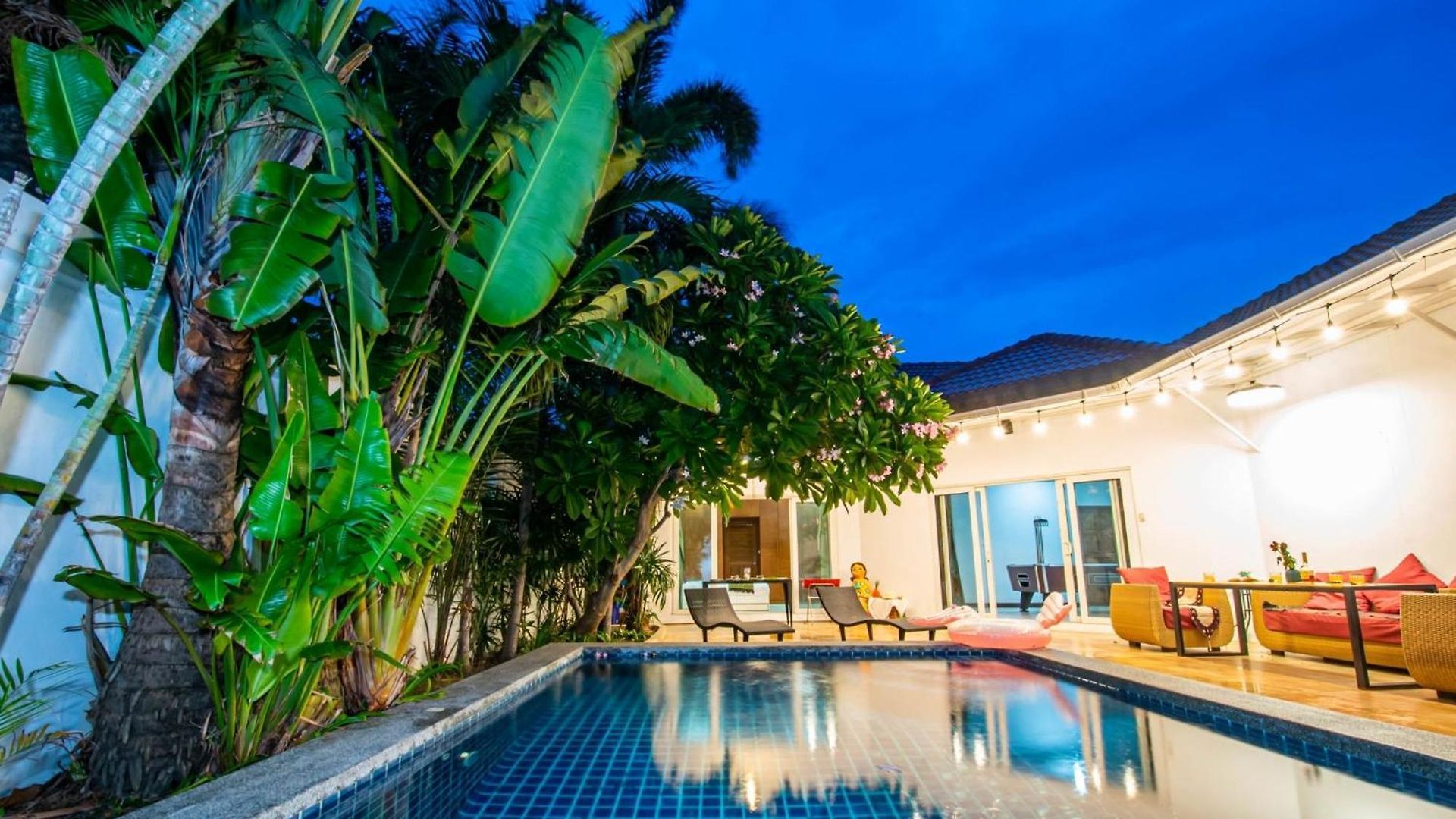 Villa Private Pool 3b Snooker Karaoke 200m *