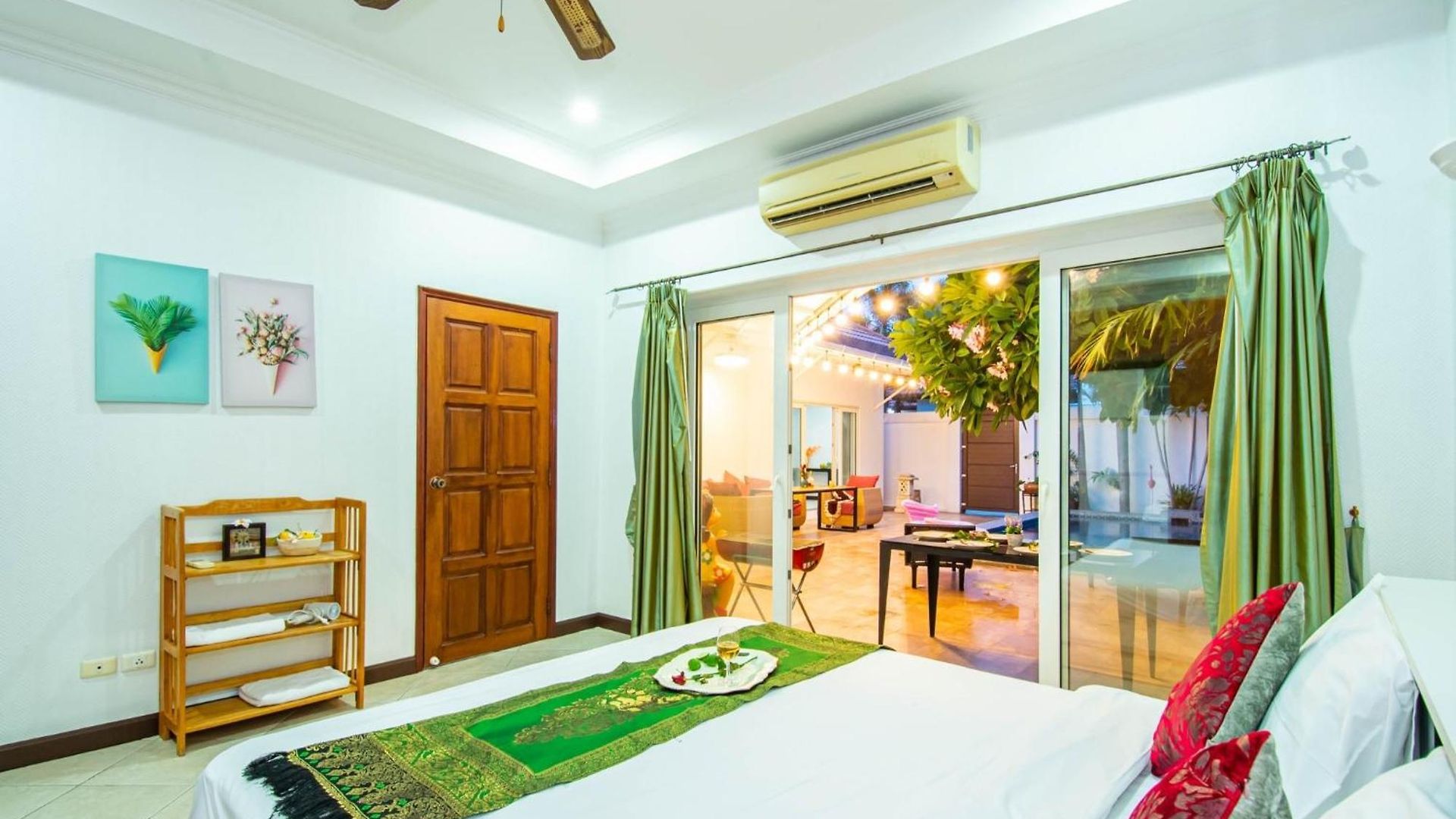 Villa Private Pool 3b Snooker Karaoke 200m Pattaya