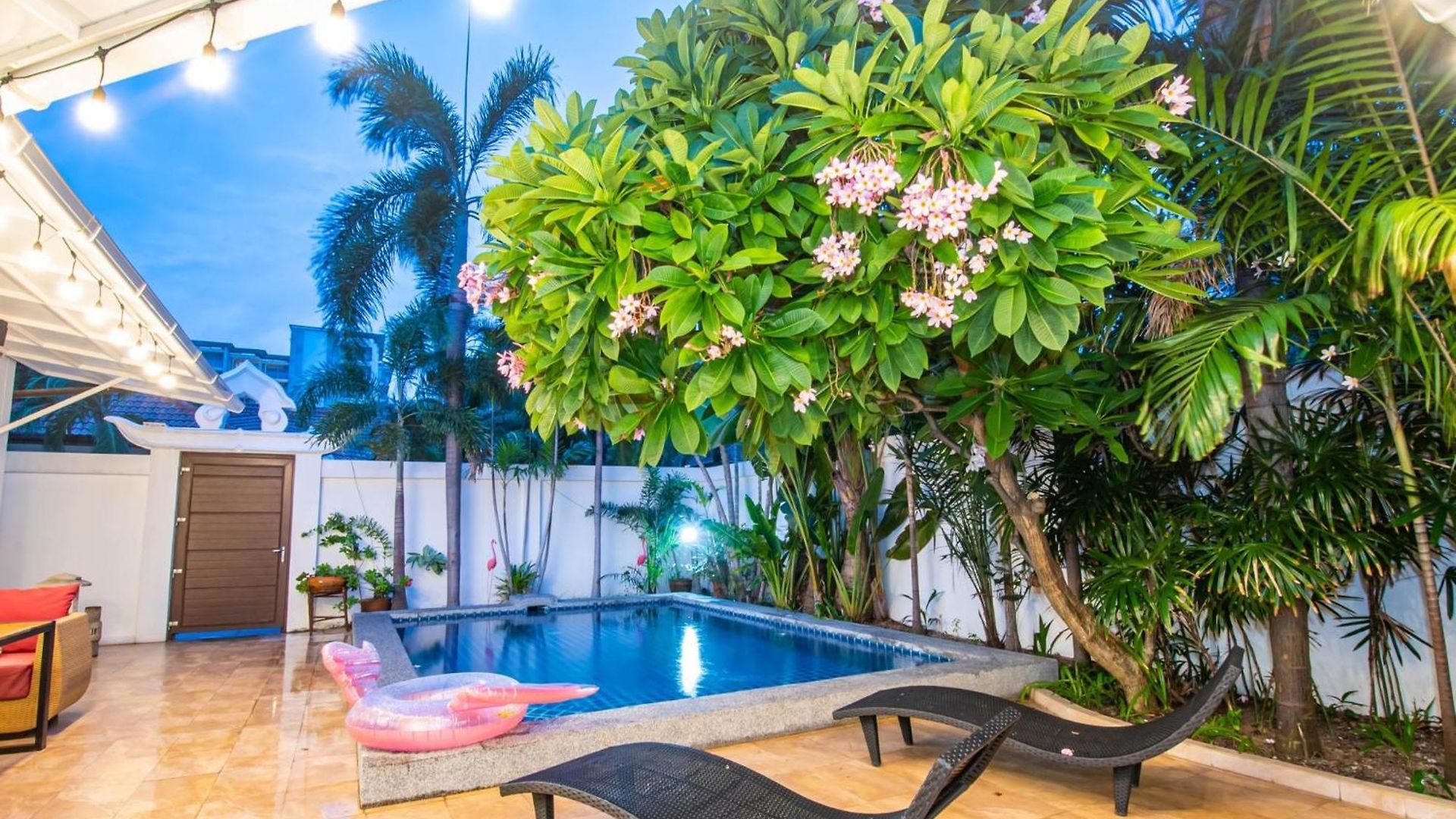 Villa Private Pool 3b Snooker Karaoke 200m