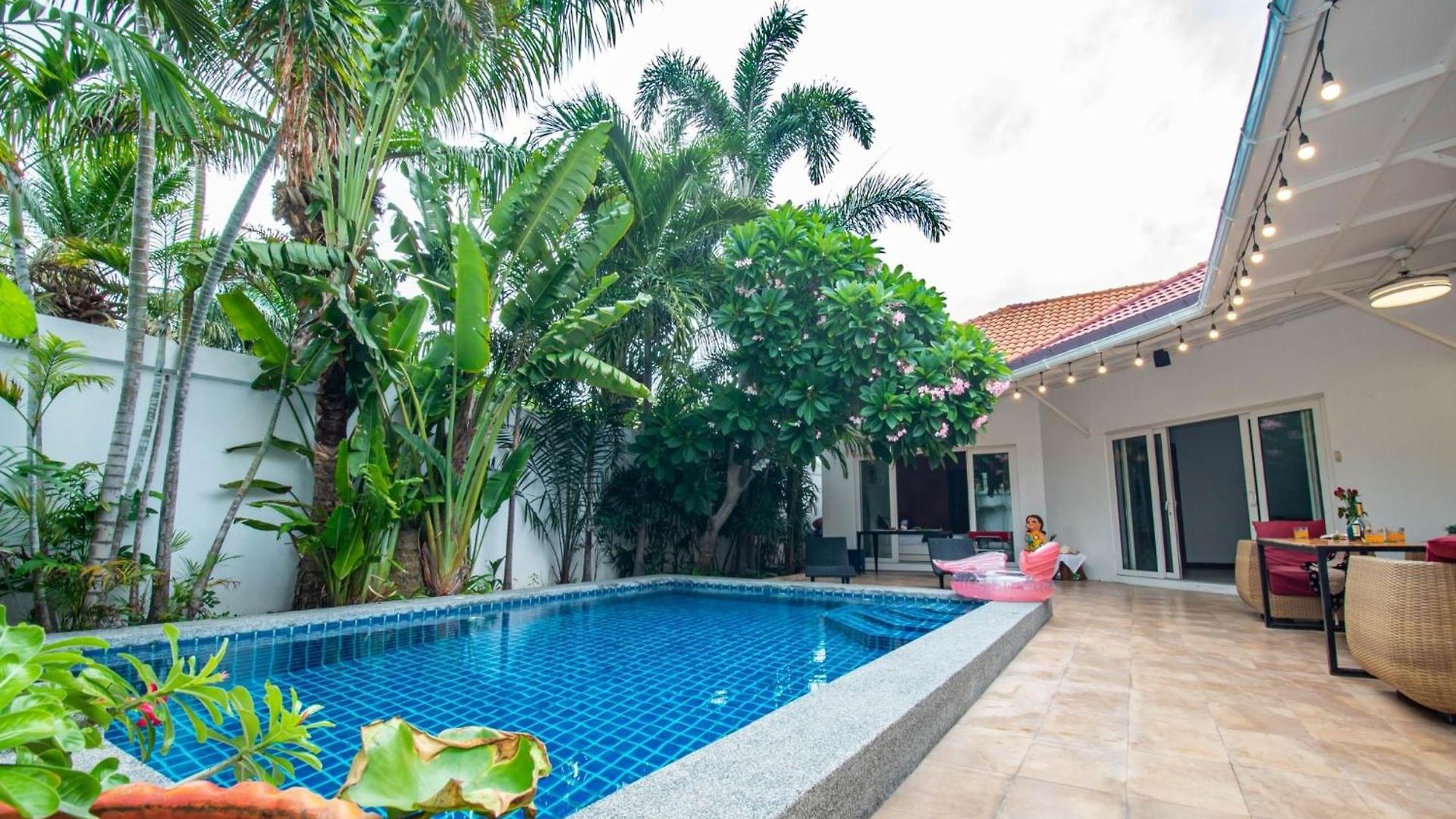 Private Pool 3b Snooker Karaoke 200m