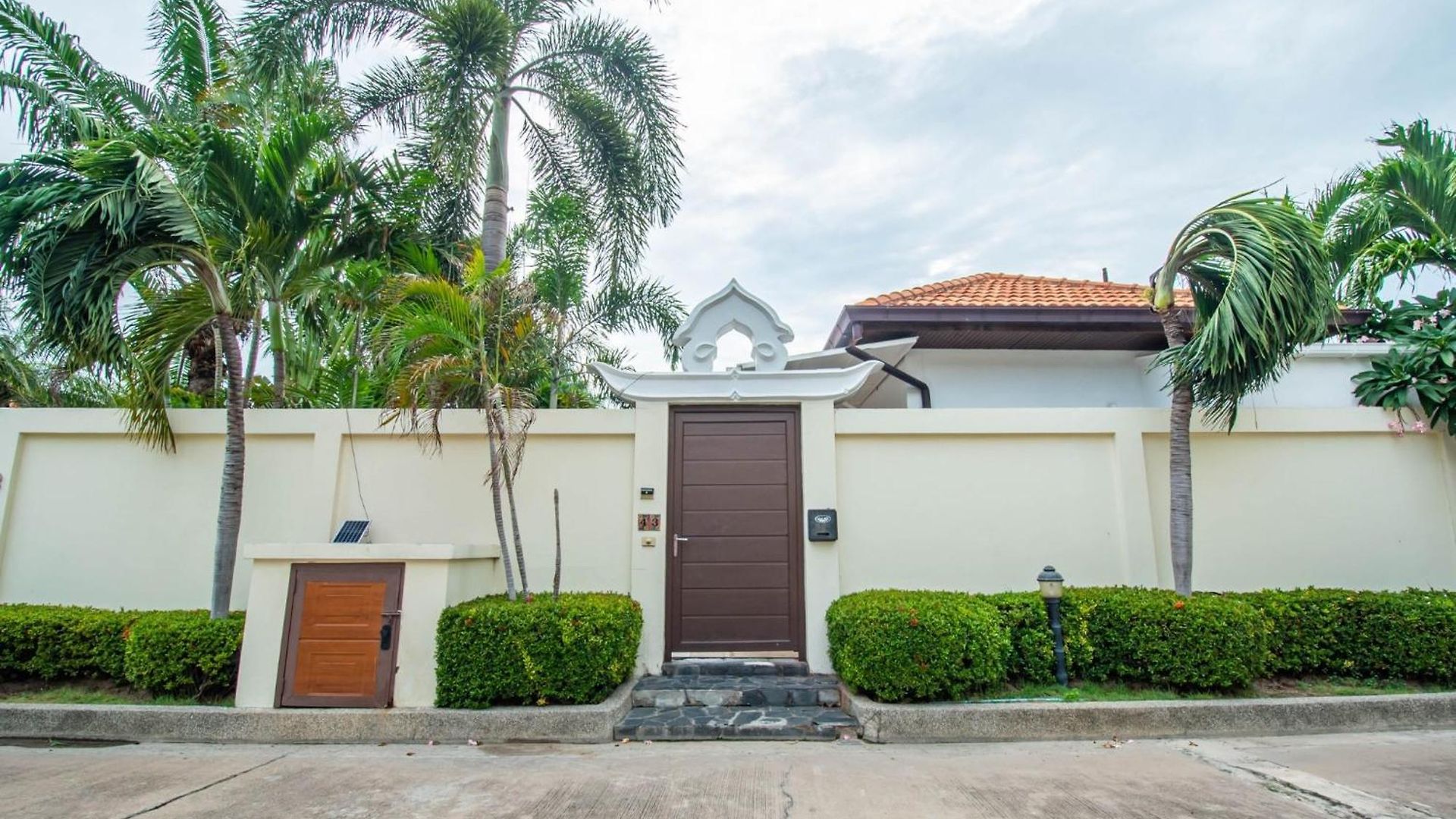 Private Pool 3b Snooker Karaoke 200m Villa *