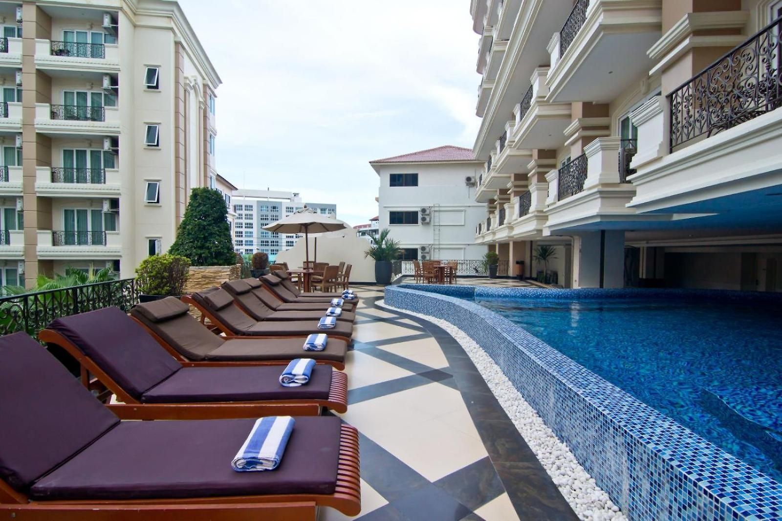 โรงแรม Lk Miracle - Sha Extra 4*