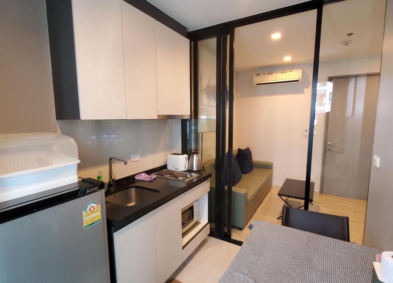 อพาร์ทเม้น The Base At Pattaya