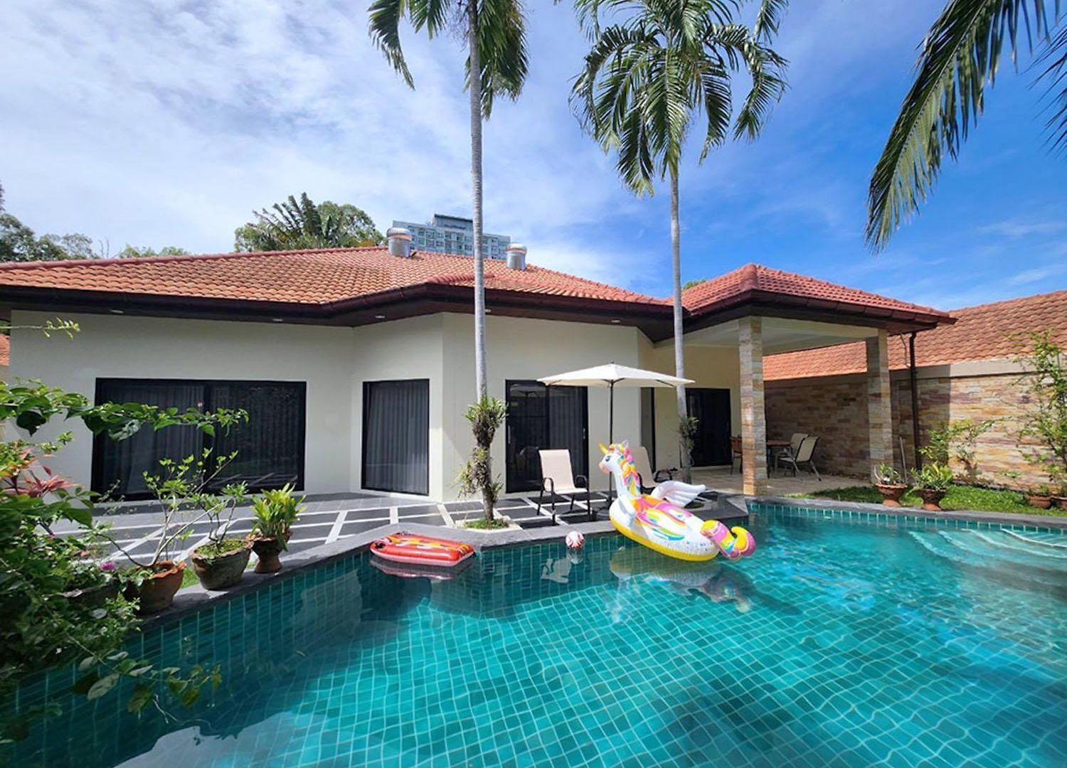 Phratamnak Seaside Pool วิลล่า *