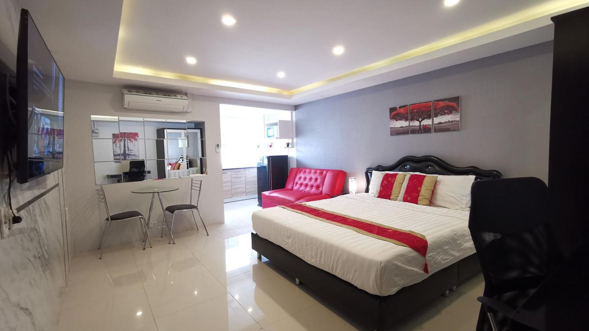 อพาร์ทเม้น Luxury 4 Floor