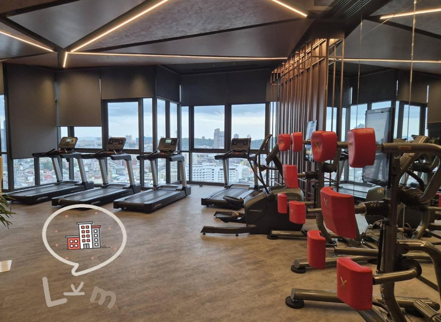 อพาร์ทเม้น The Edge High Floor & Seaview Pattaya
