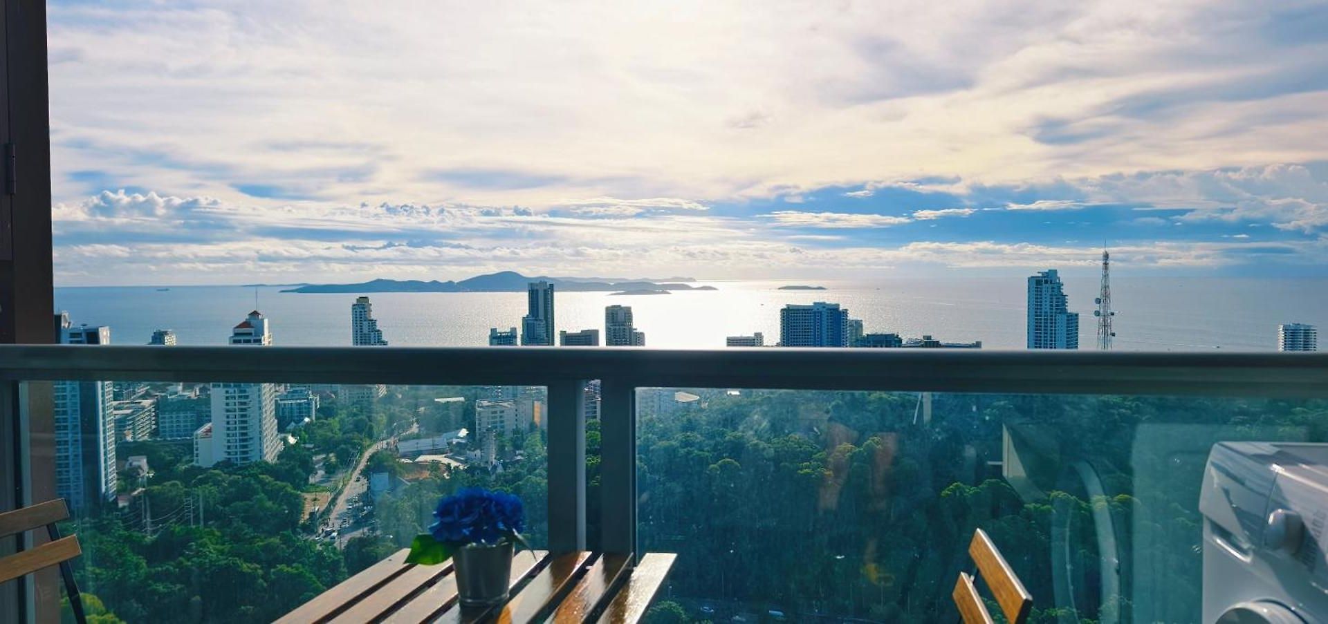Unixx Delux View Near Walking Street *
