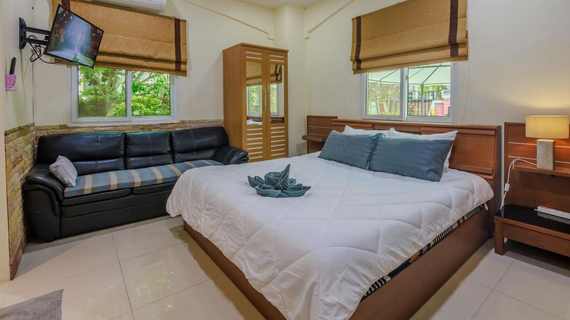 Ratana Near Walking Street And Beaches วิลล่า Pattaya
