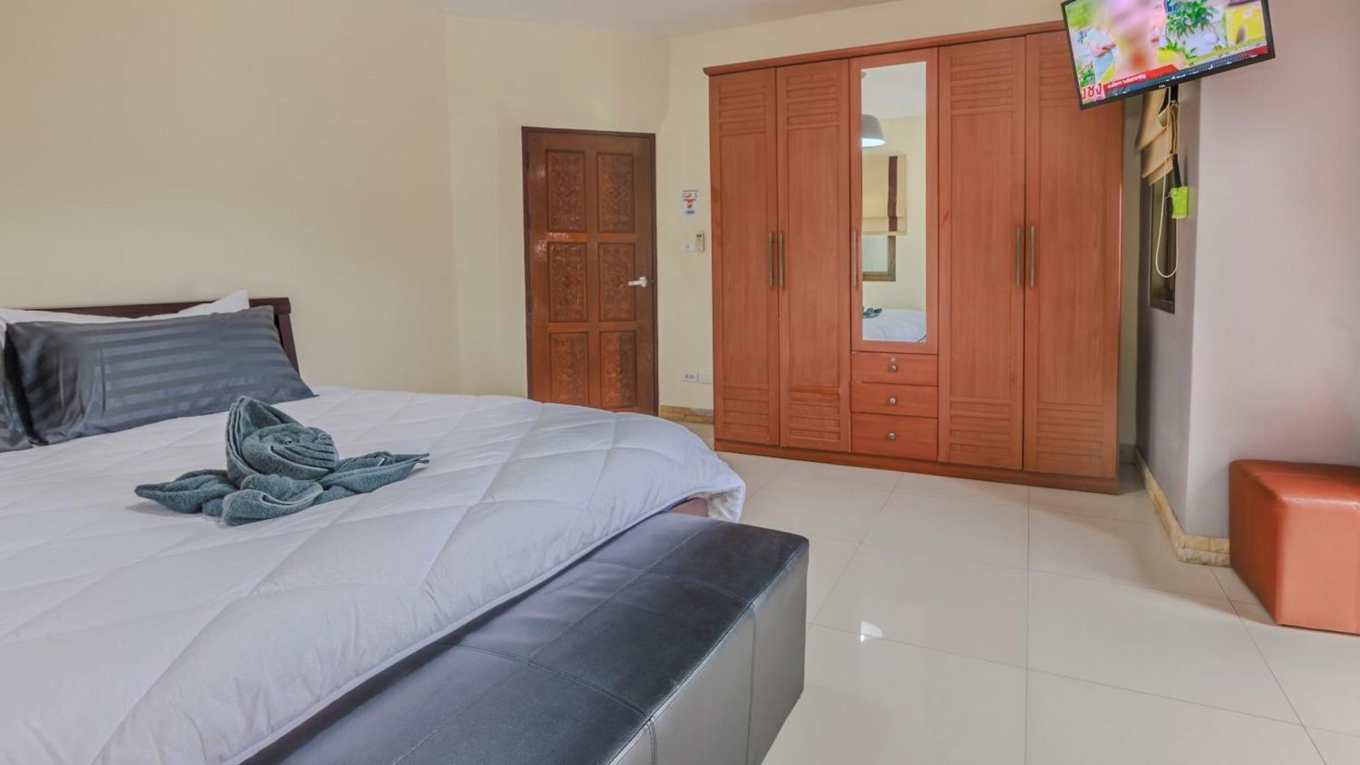 Ratana Near Walking Street And Beaches * Pattaya