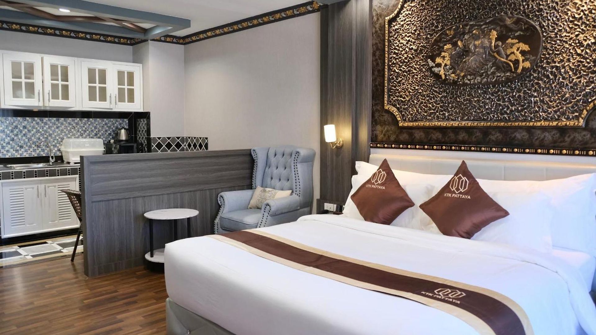 Ktk & โรงแรม Pattaya