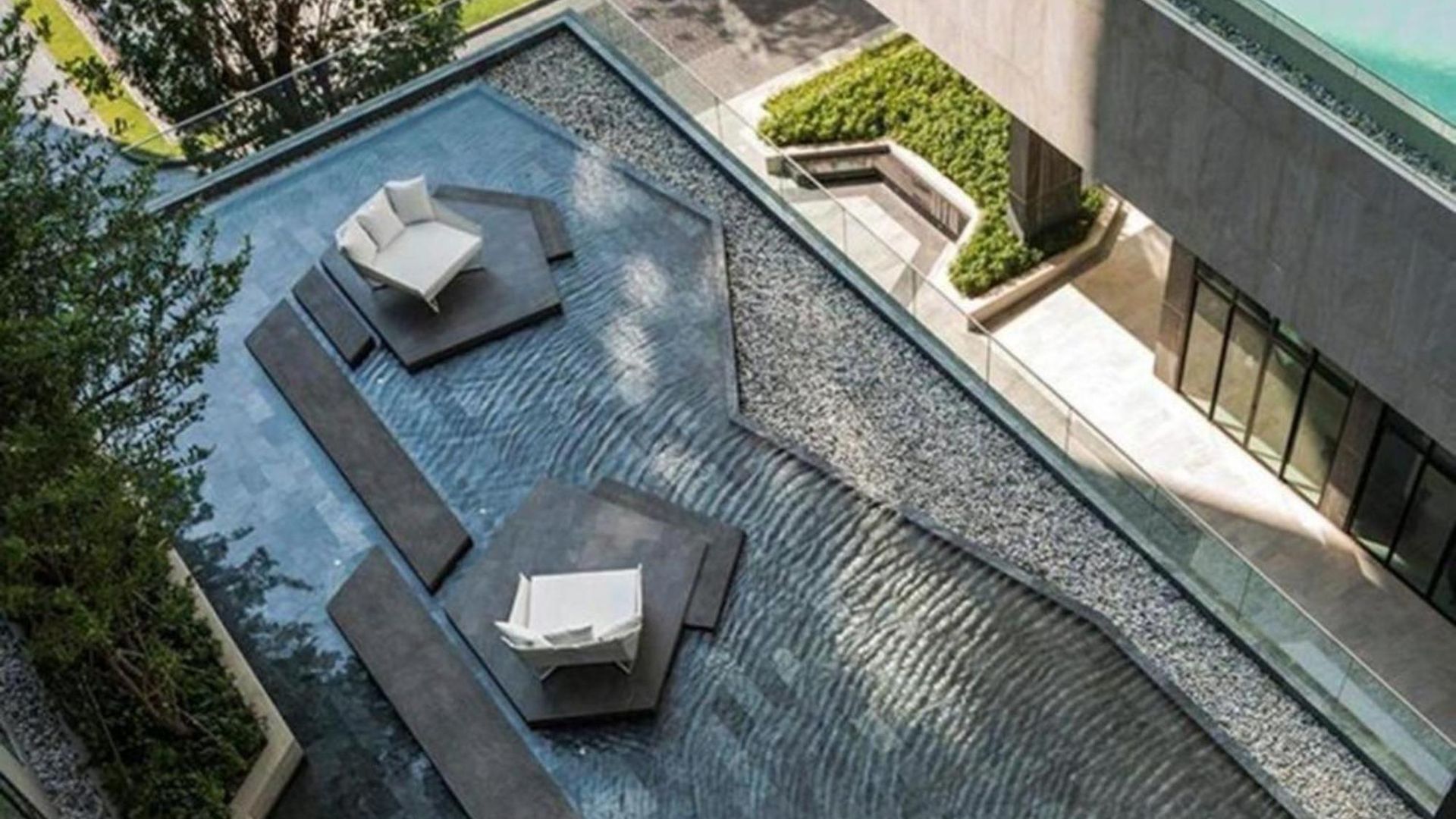 The Base By Mickey 3* Pattaya