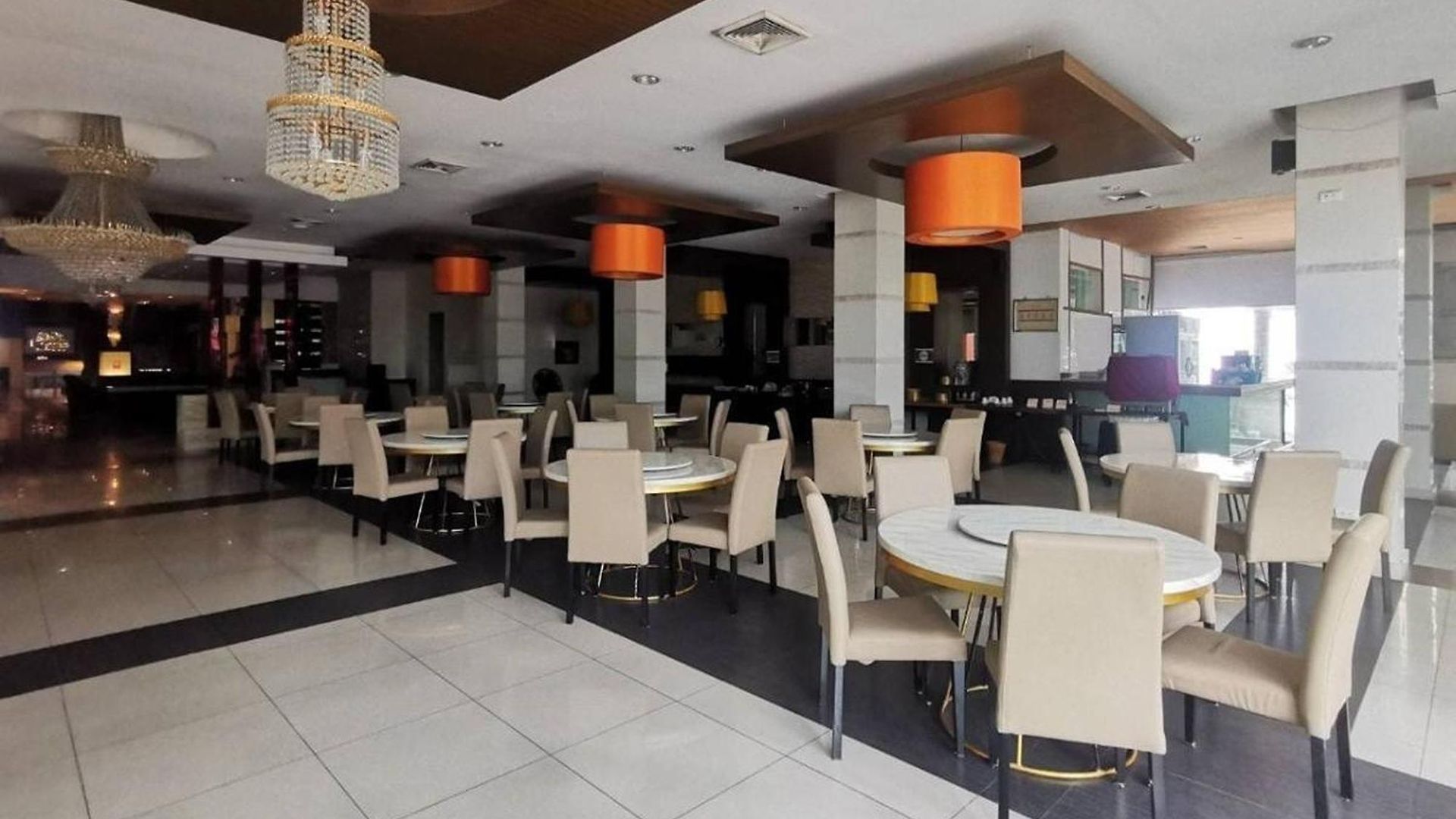 โรงแรม Suncity