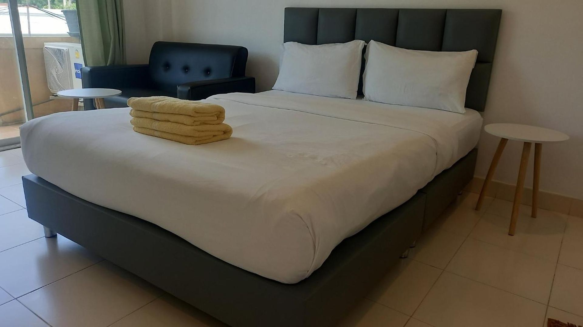 โรงแรม K2 Seaside 3*